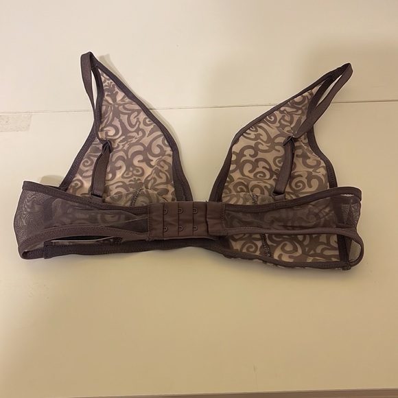 Victoria secret bra - Picture 2 of 3